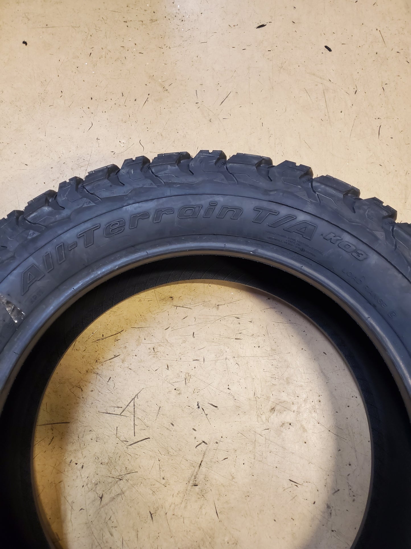 BFGOODRICH ALL-TERRAIN T/A KO3 BSW LT 265 60 22 123/120S 10PLY TIRE 88058
