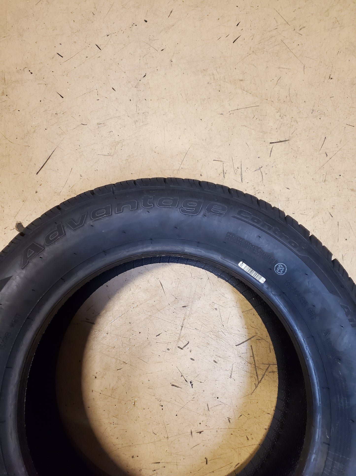 2 BFGOODRICH ADVANTAGE CONTROL BSW P 195 60 15 88H ALL SEASON TIRE 11824
