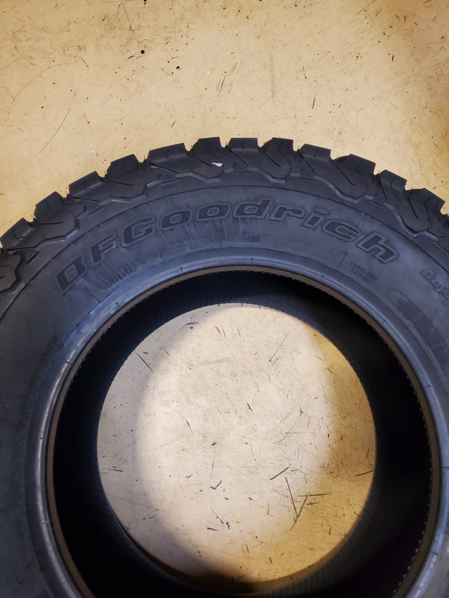 BFGOODRICH ALL-TERRAIN T/A KO2 BSW LT 33 12.50 18 118S 10PLY TIRE 27247