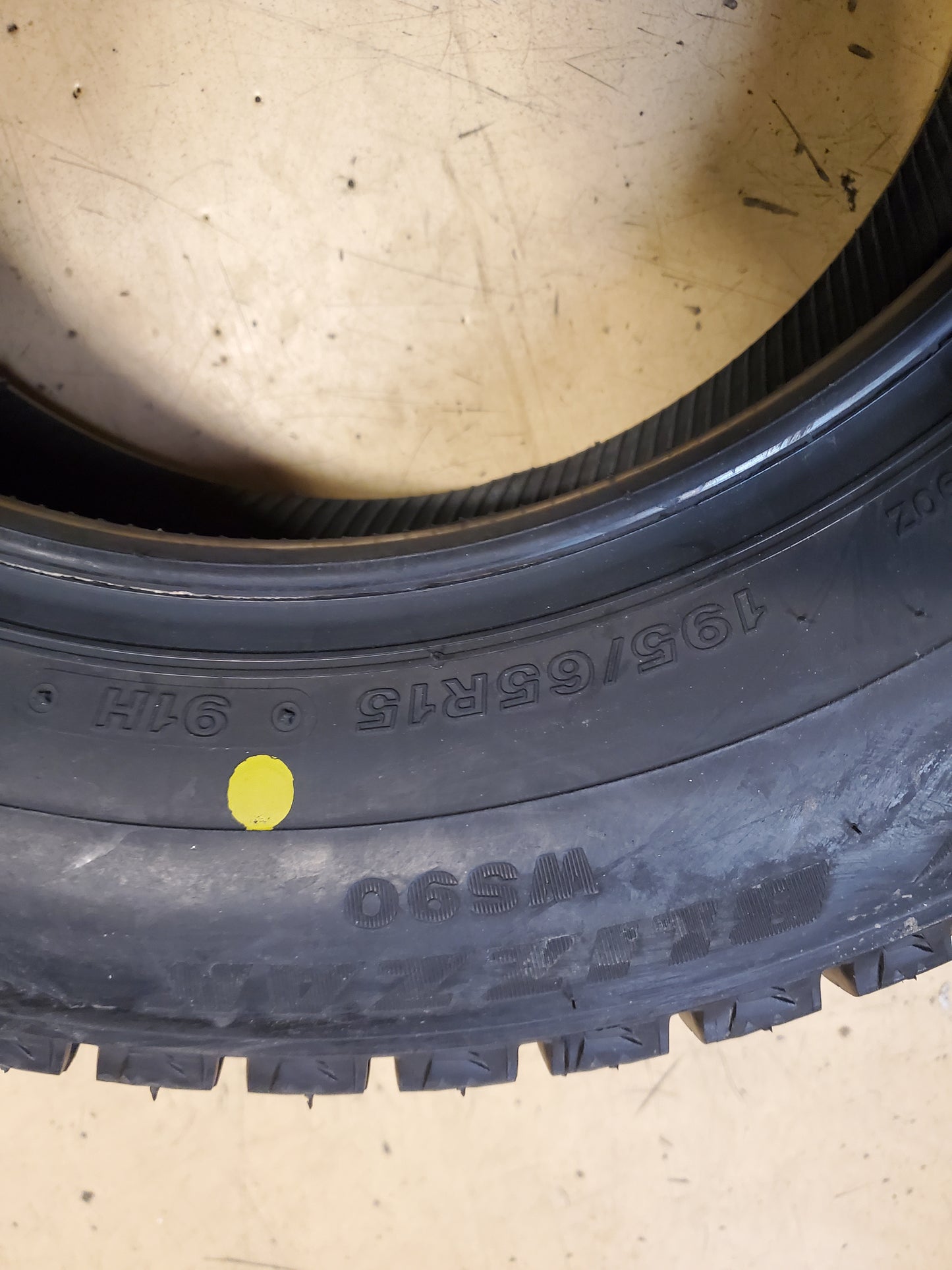 BRIDGESTONE BLIZZAK WS90 BSW P 195 65 15 91H WINTER TIRE 001122