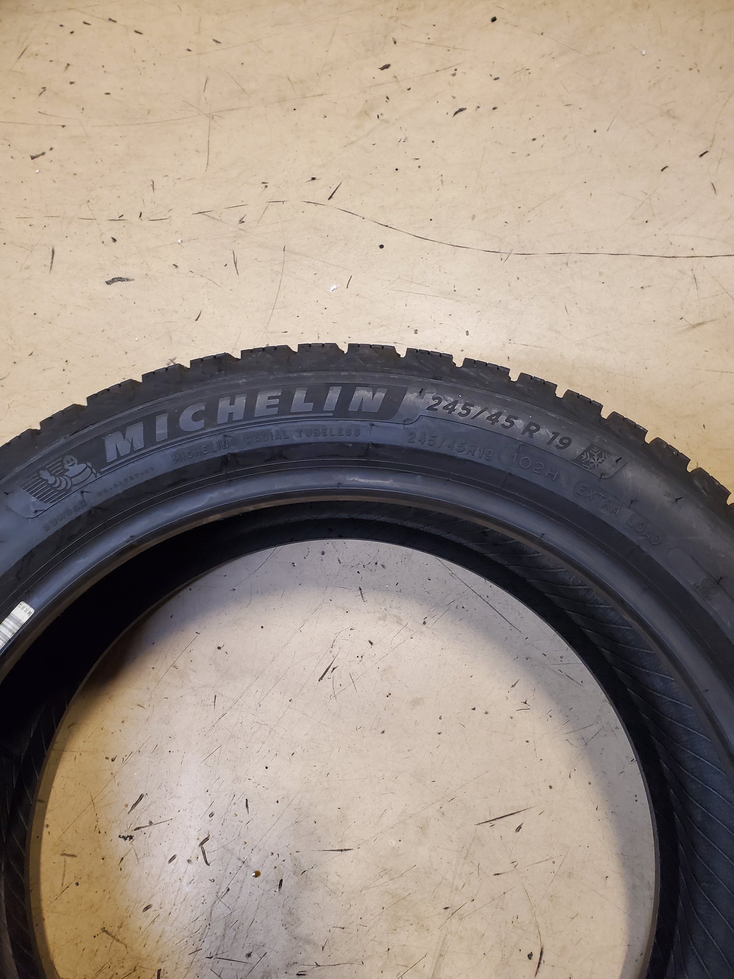 MICHELIN X-ICE SNOW BSW P 245 45 19 102H XL WINTER TIRE 5407