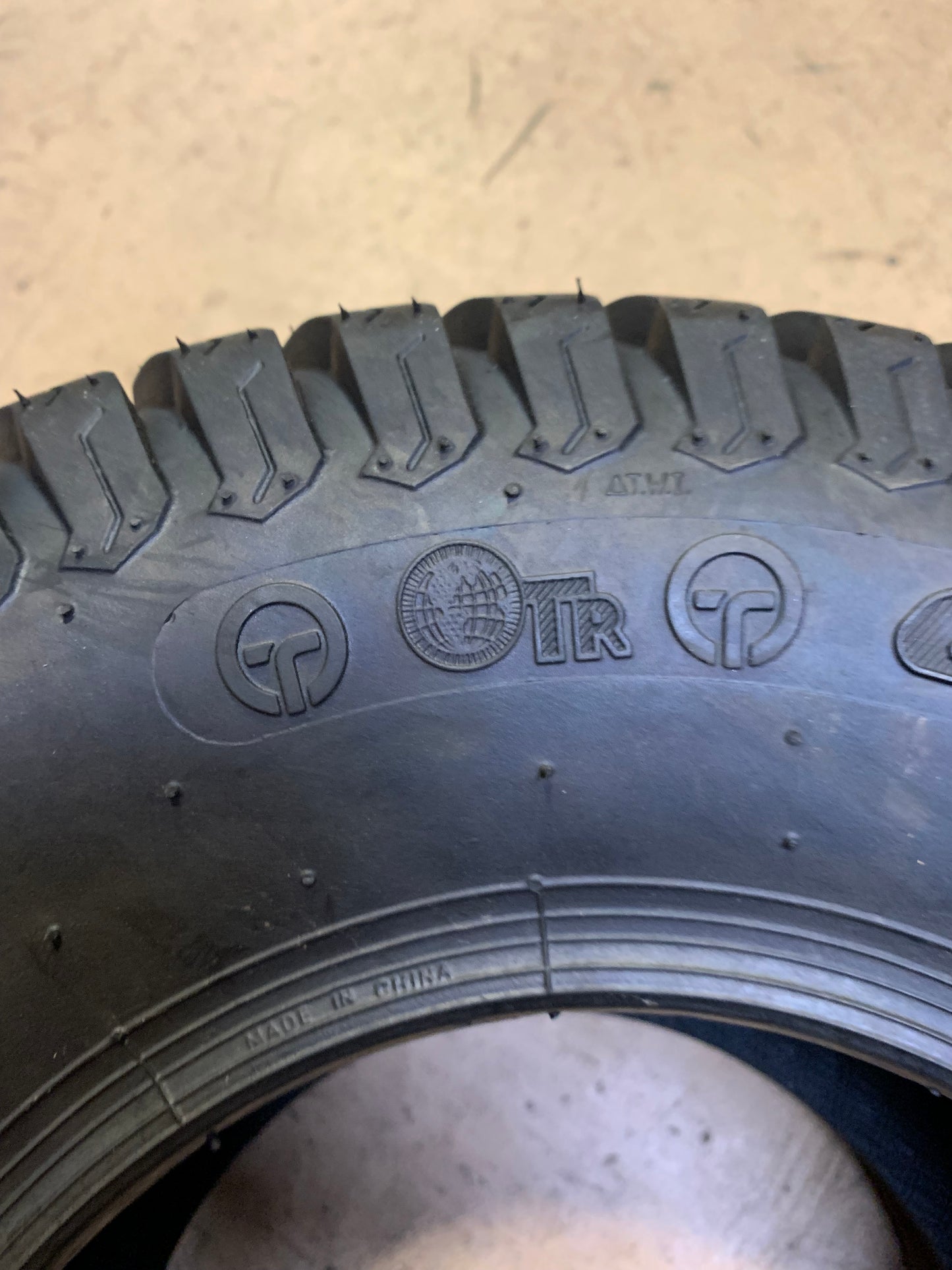 OTR GRASSMASTER P332 BSW AT 18 8.5 8 2PLY ATV/UTV TIRE T802188508