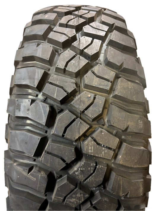 BFGOODRICH MUD TERRAIN T/A KM3  BSW LT 37 12.5 17 124Q LRD 8PLY MUD TERRAIN TIRE 39458