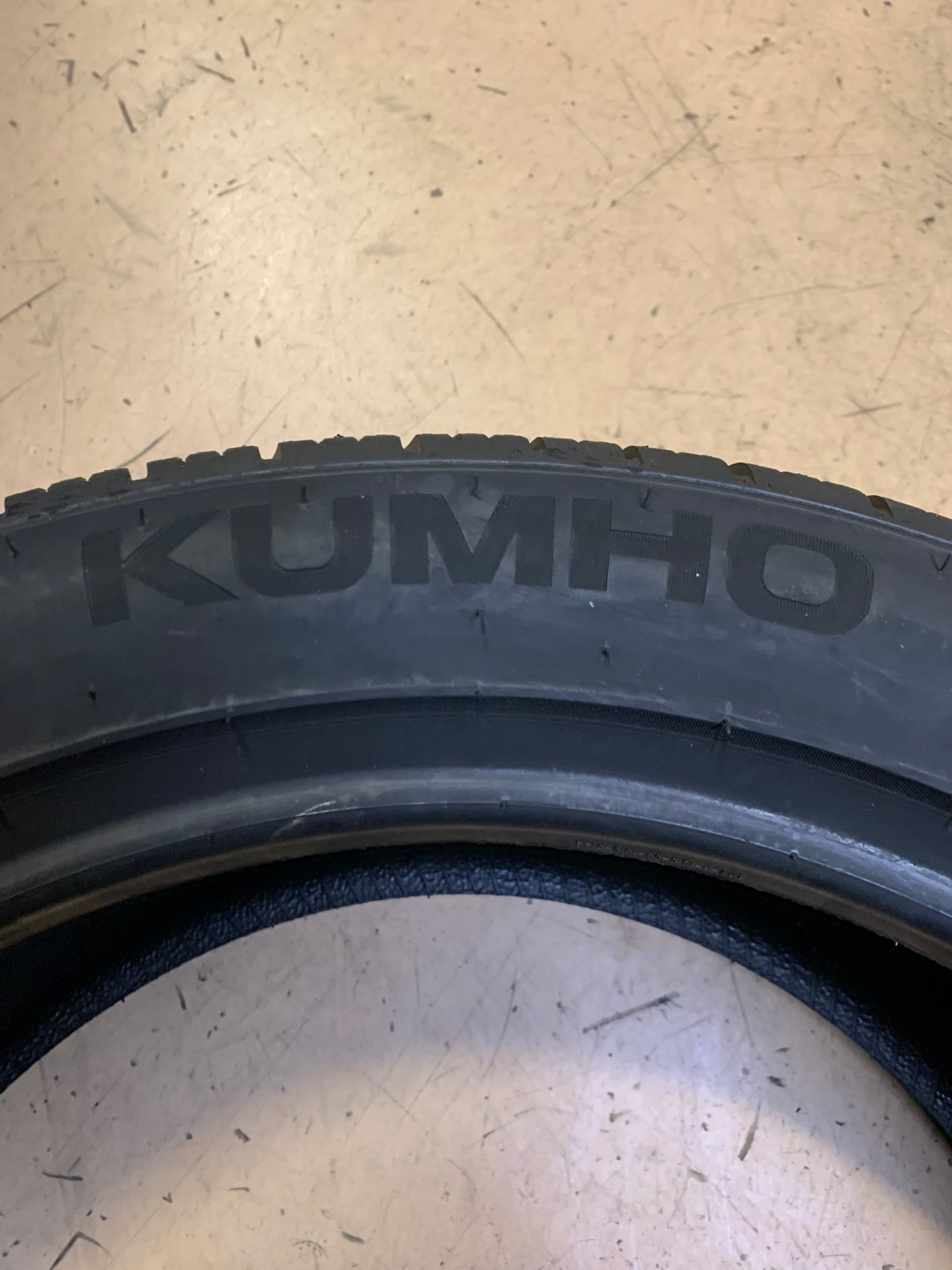 KUMHO ECSTA SPORT A/S PA71 BSW P 235 45 18 98Y XL ALL SEASON TIRE 2372533