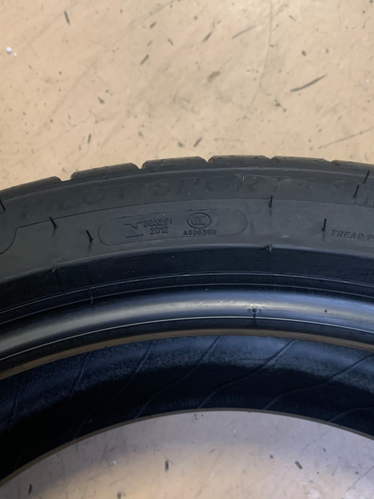 MICHELIN PILOT SPORT 4S BSW P 245 40 19 98Y XL HIGHWAY TERRAIN TIRE 01706
