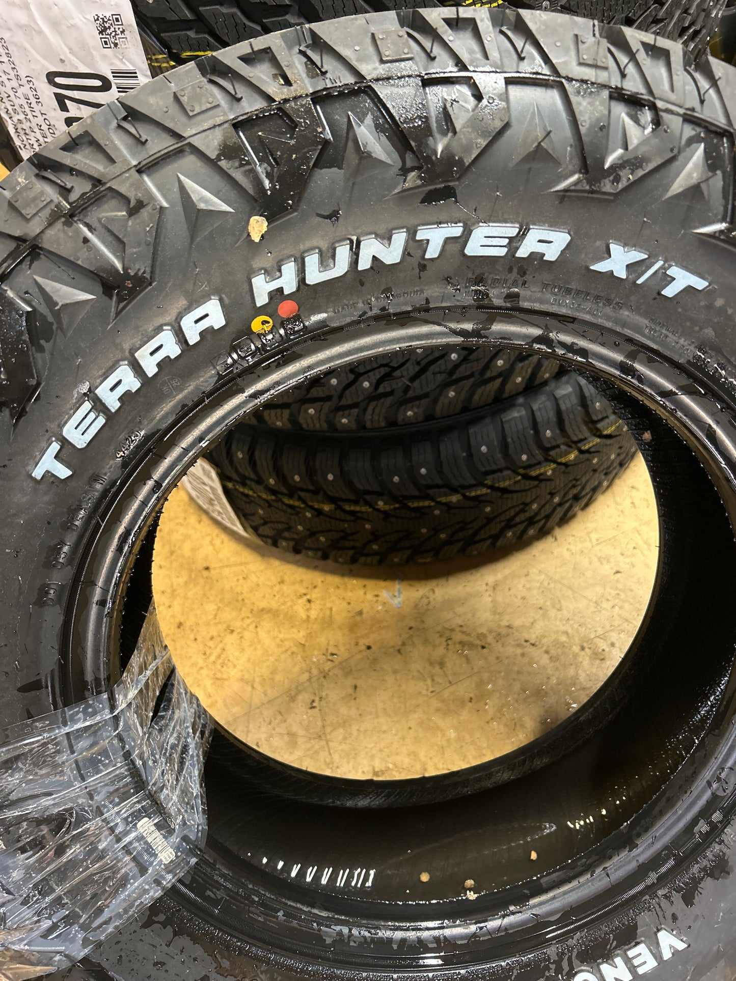 VENOM POWER TERRA HUNTER X/T RWL XL 235 70 16 109T RUGGED TERRAIN TIRE VPXT248R