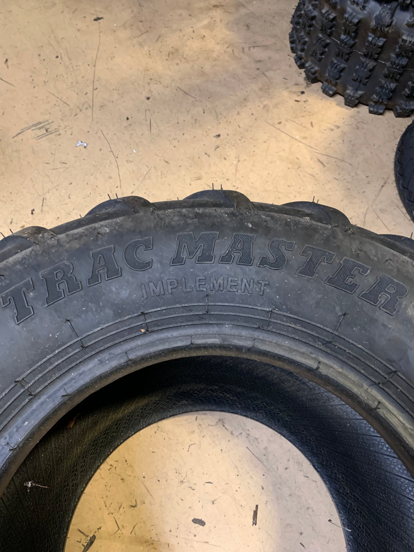 BKT TRACMASTER BSW AT 31 15.5 15 8PLY ATV/UTV TIRE 94013135