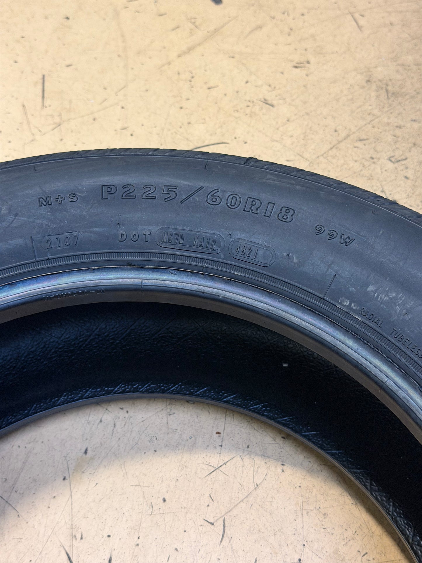 NOS GOODYEAR EAGLE RS-A POLICE BSW P 225 60 18 99W SL ALL SEASON TIRE 732312500