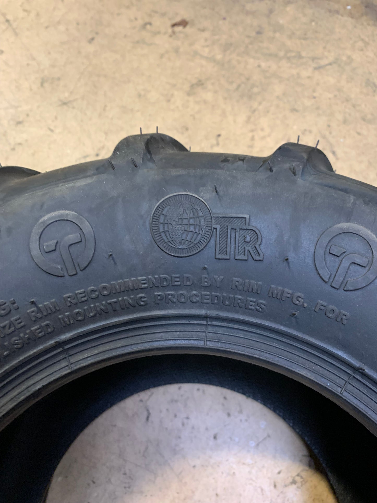 OTR 22 MAG OFF ROAD BSW AT 22 11 10 4PLY ATV/UTV TIRE T24042222110010