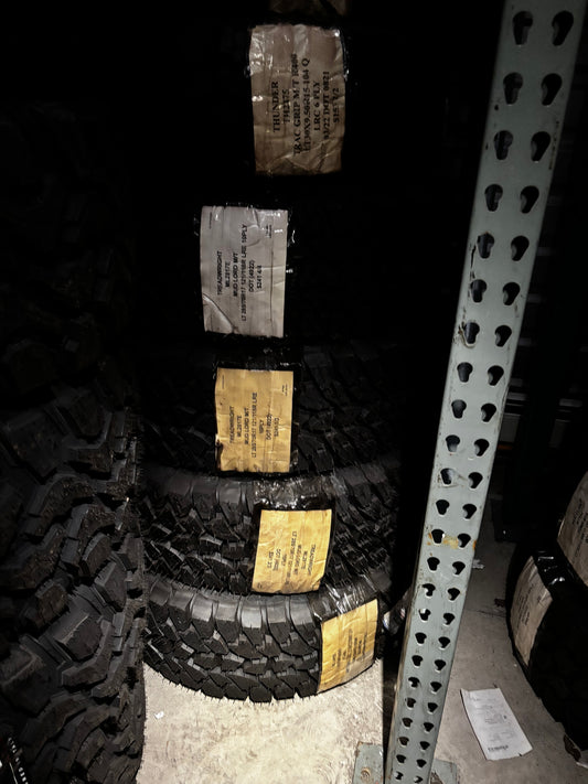 (TODO) TREADWRIGHT MUD LORD MT LT 285 70 17 121/118R LRE 10 PLY ML2817E