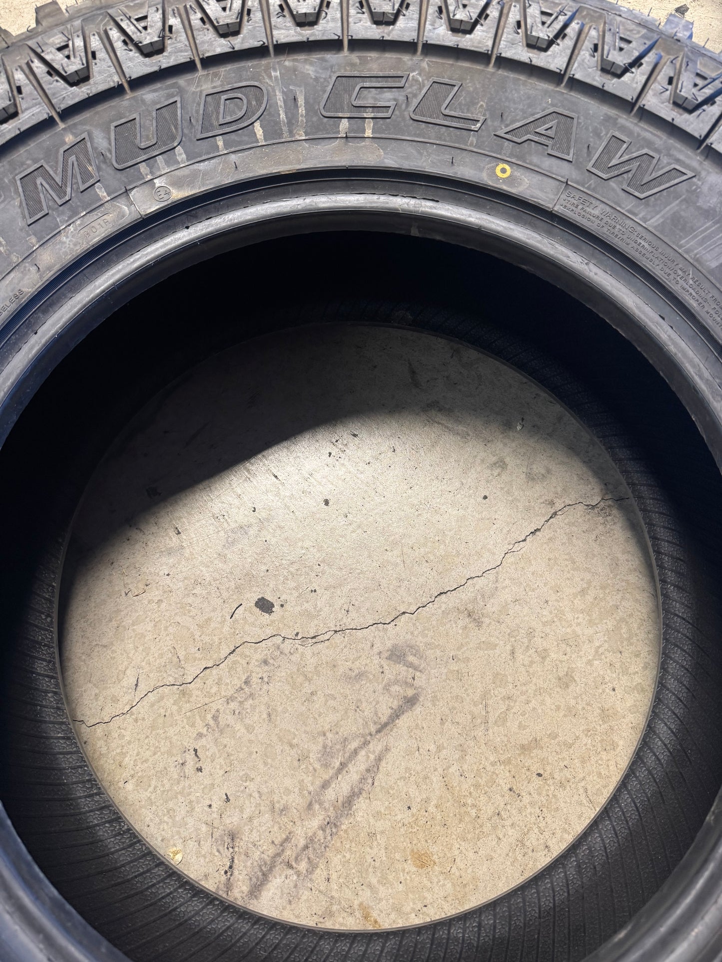 NOS MUD CLAW EXTREME MT BSW LT 37 12.5 20 126Q 10PLY MUD TERRAIN TIRE MCX98
