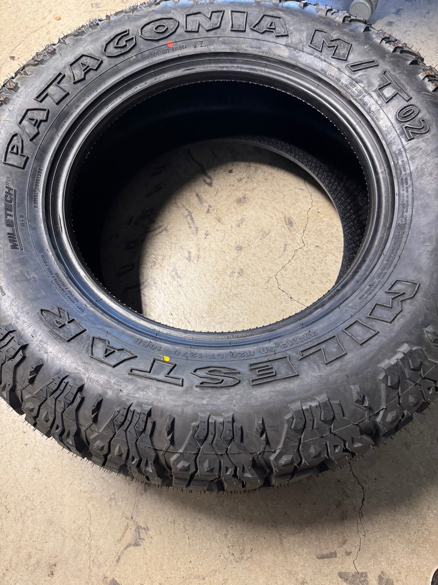 MILESTAR PATAGONIA M/T 02 BSW LT 37 13.5 20 127Q 10PLY MUD TERRAIN TIRE 22050651