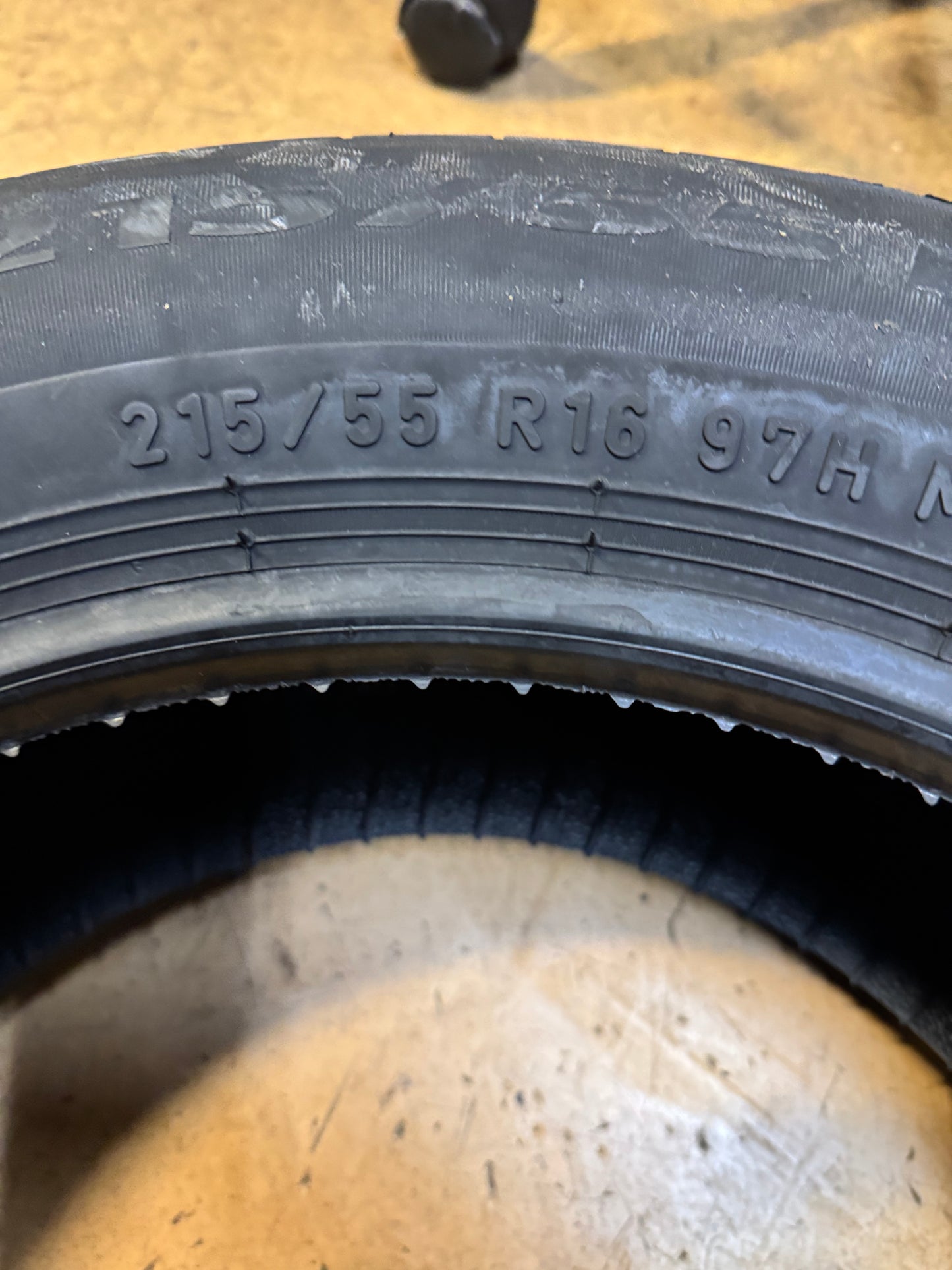 PIRELLI CINTURATO P7 ALL SEASON PLUS 2 BSW P 215 55 16 97H XL TIRE 3591500