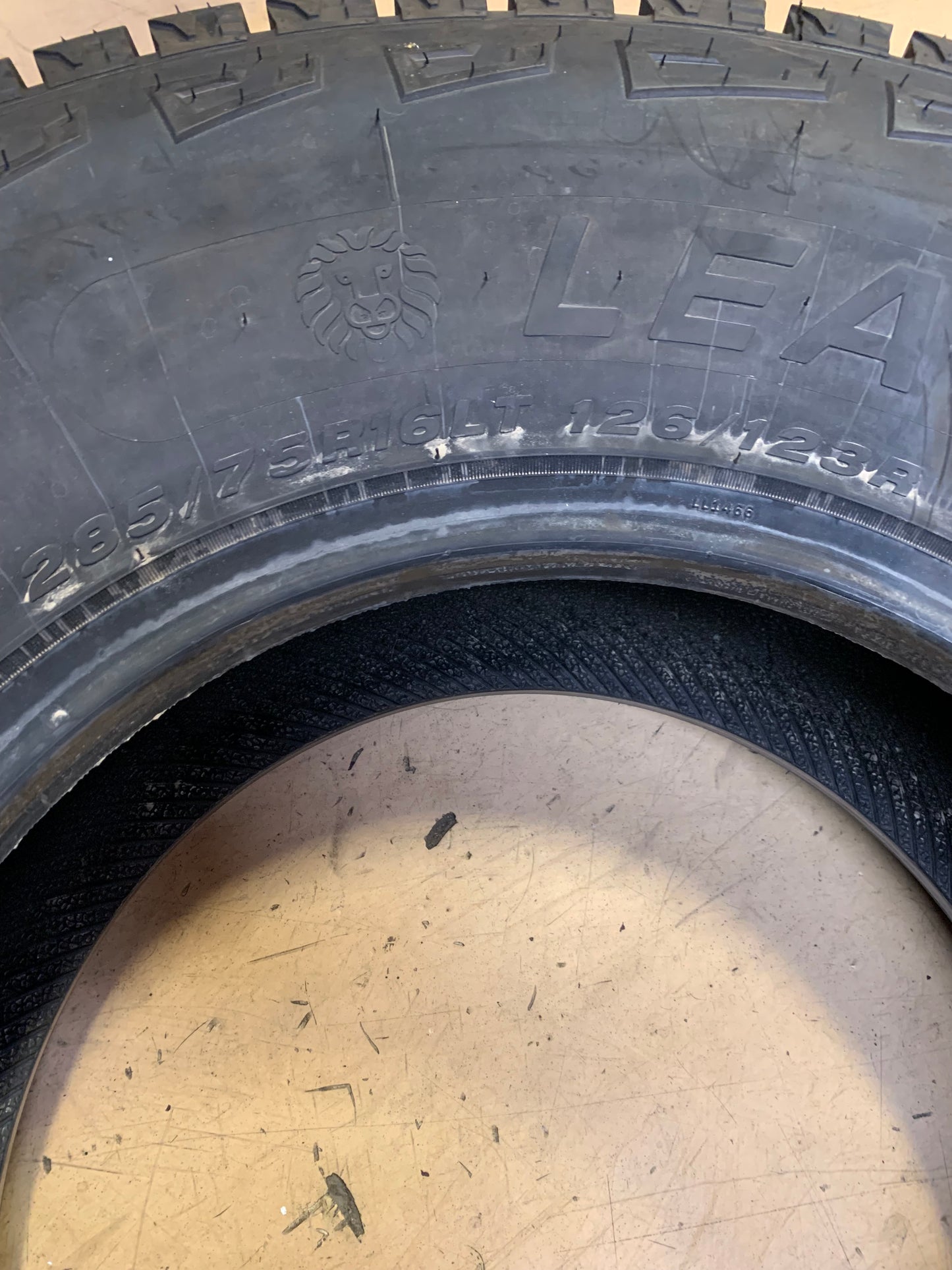LEO LION SPORT A/T BSW LT 285 75 16 126/123R 10 PLY ALL TERRAIN TIRE 221005273
