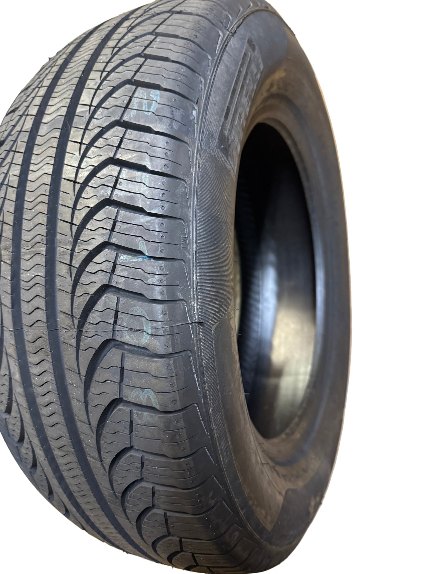 PIRELLI P4 FOUR SEASONS PLUS BSW P 225 60 16 98T ALL SEASON TIRE 2510800