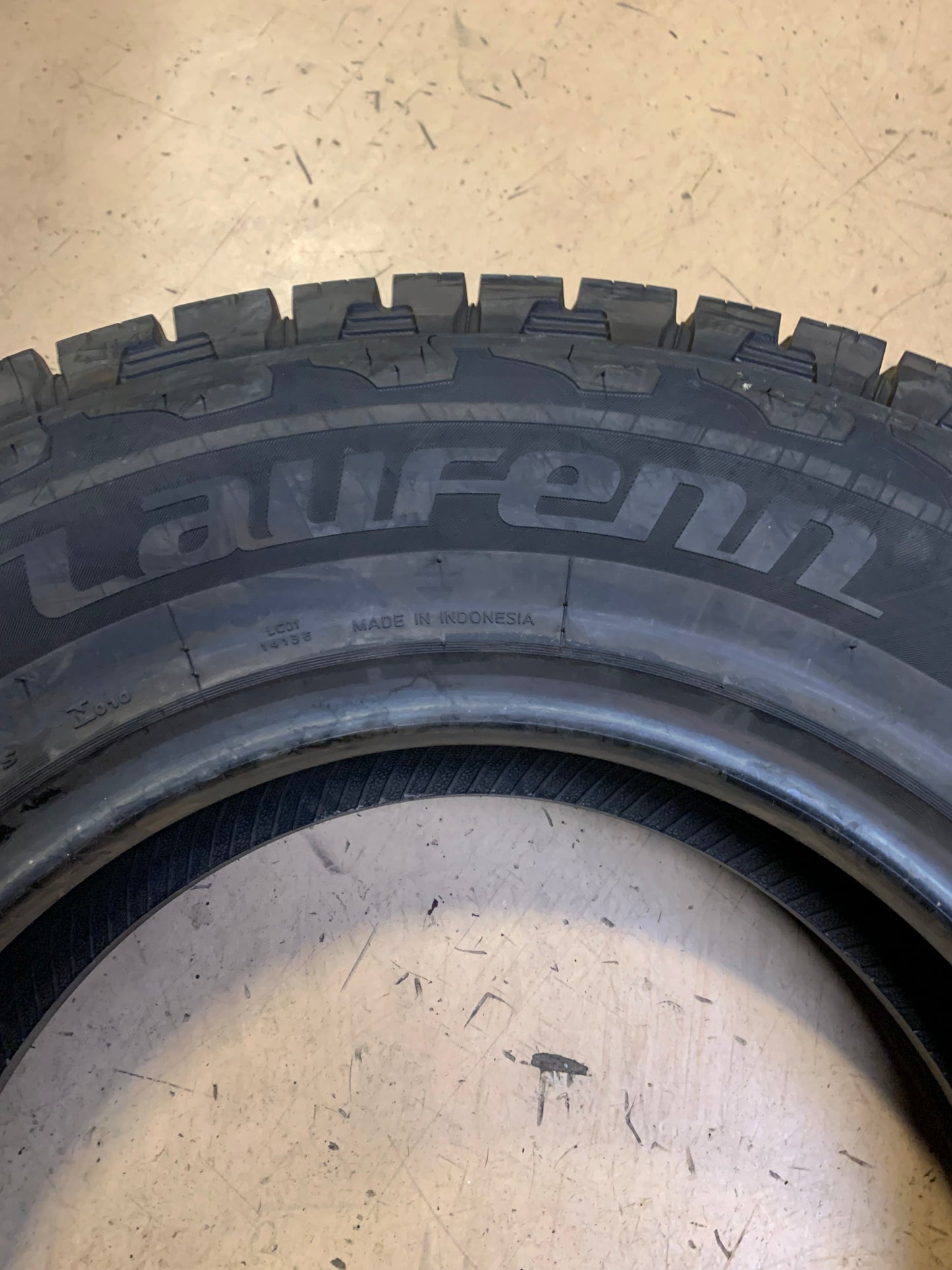 LAUFENN X FIT AT LC01 BSW LT 245 75 17 121/118S 10 PLY ALL TERRAIN TIRE 2020166
