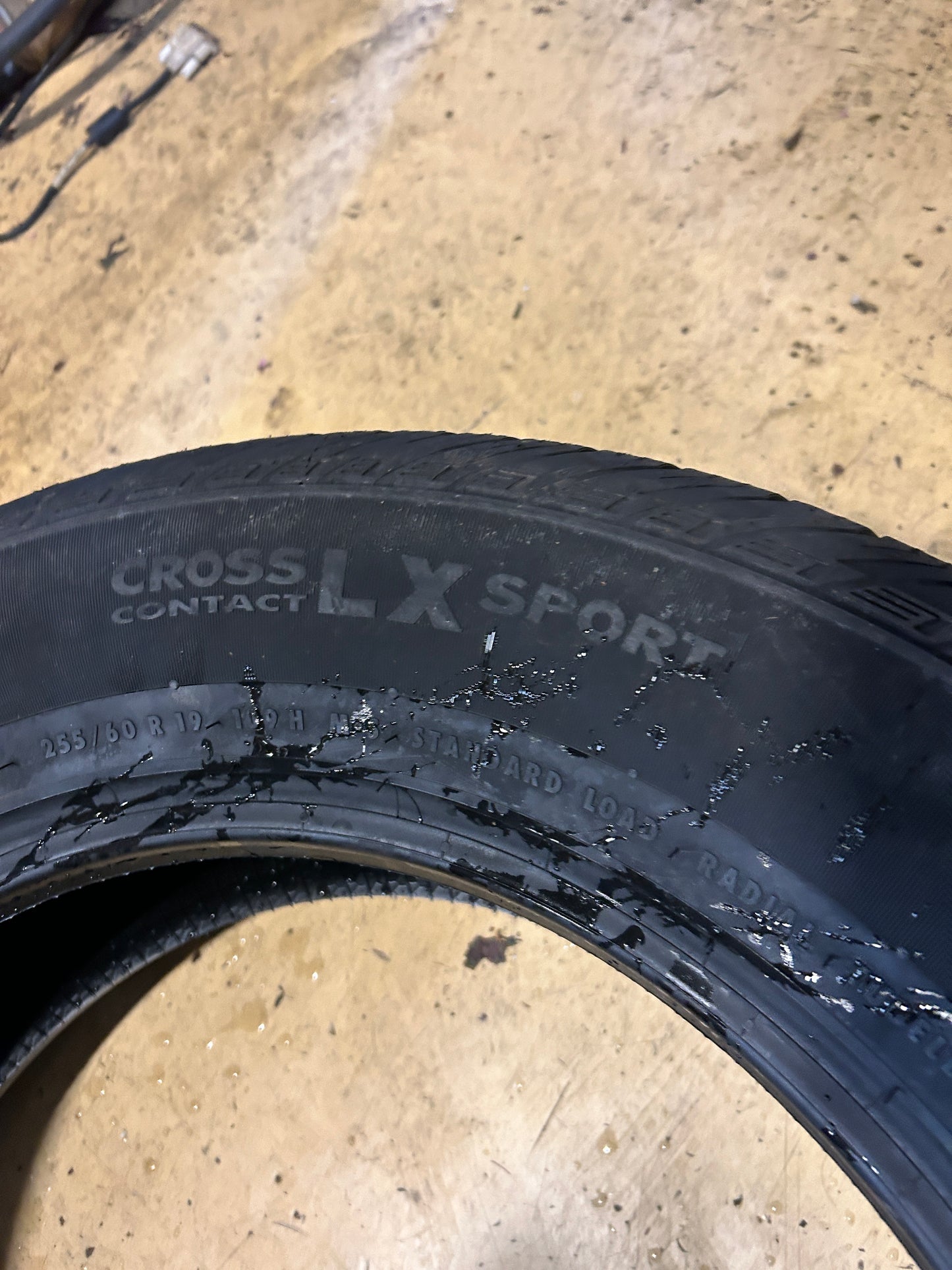 CONTINENTAL CROSSCONTACT LX SPORT P 255 60 19 109H ALL SEASON TIRE 03547200000