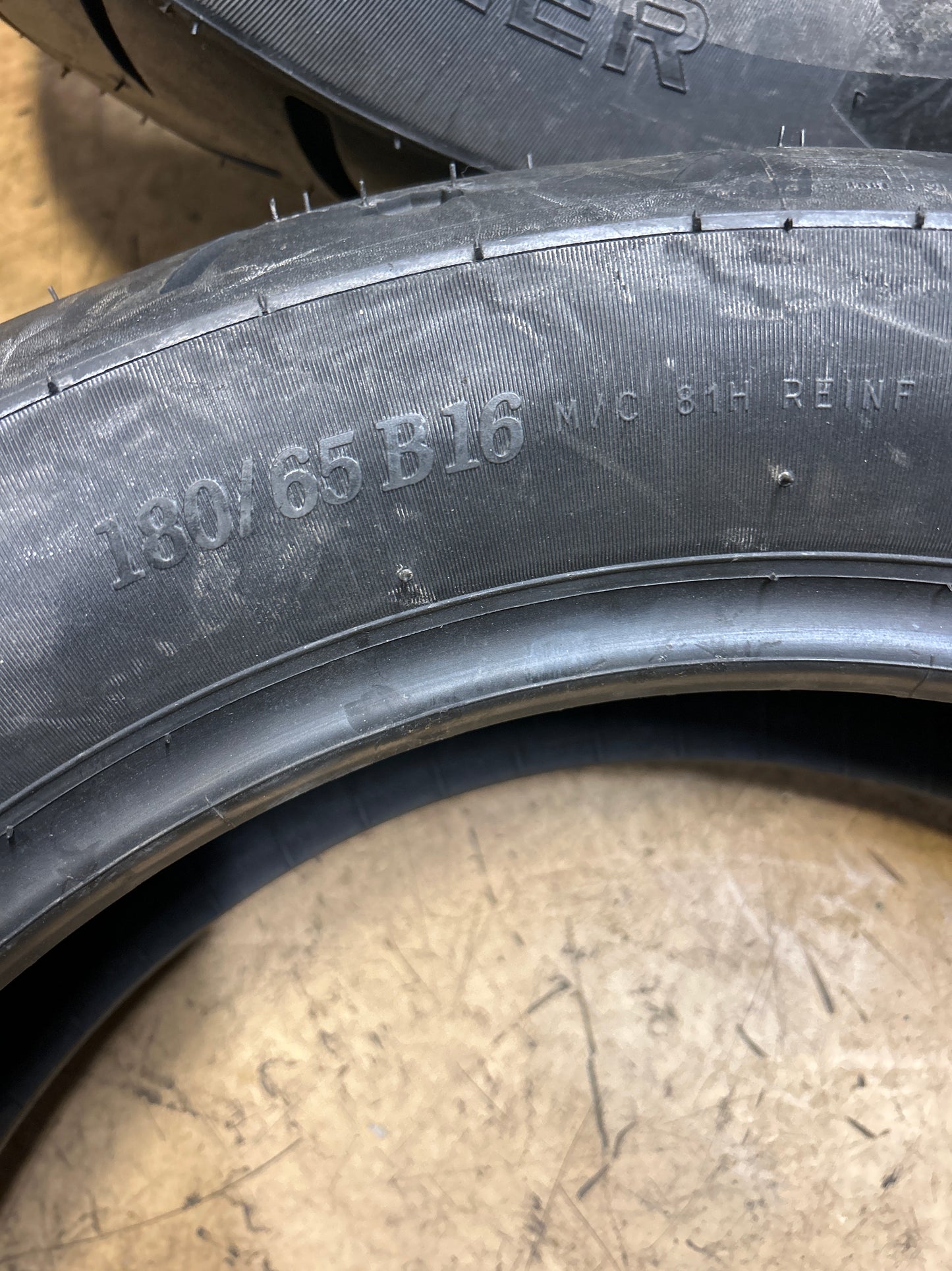 MICHELIN SCORCHER 31 BSW 180/65-16 81H 6PLY REAR MOTORCYCLE TIRE 65827