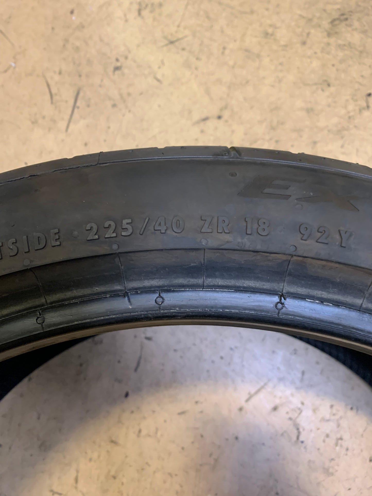 CONTINENTAL EXTREMECONTACT SPORT 02 BSW P 225 40 18 92Y XL TIRE 03125140000