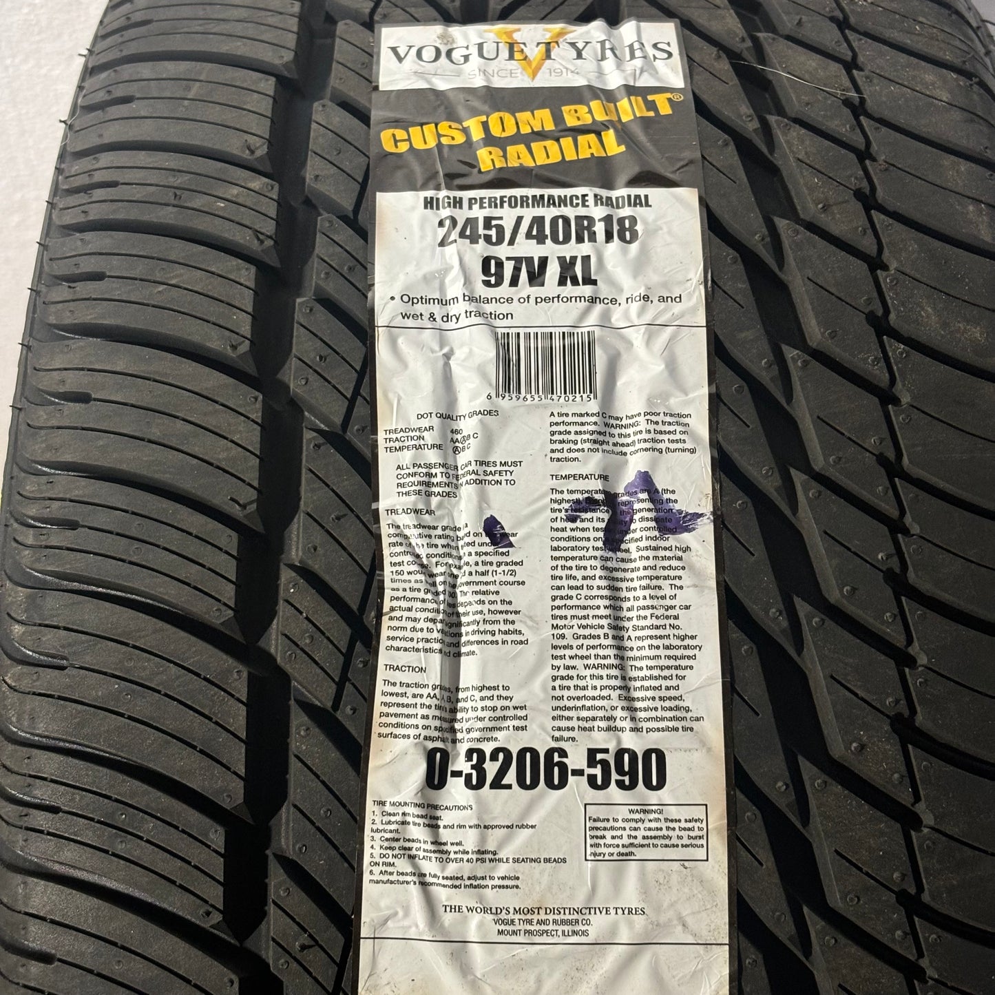 VOGUE CUSTOM BUILT RADIAL WHITE/GOLD P 245 40 18 97V XL PERFORMANCE A/S TIRE 03206590