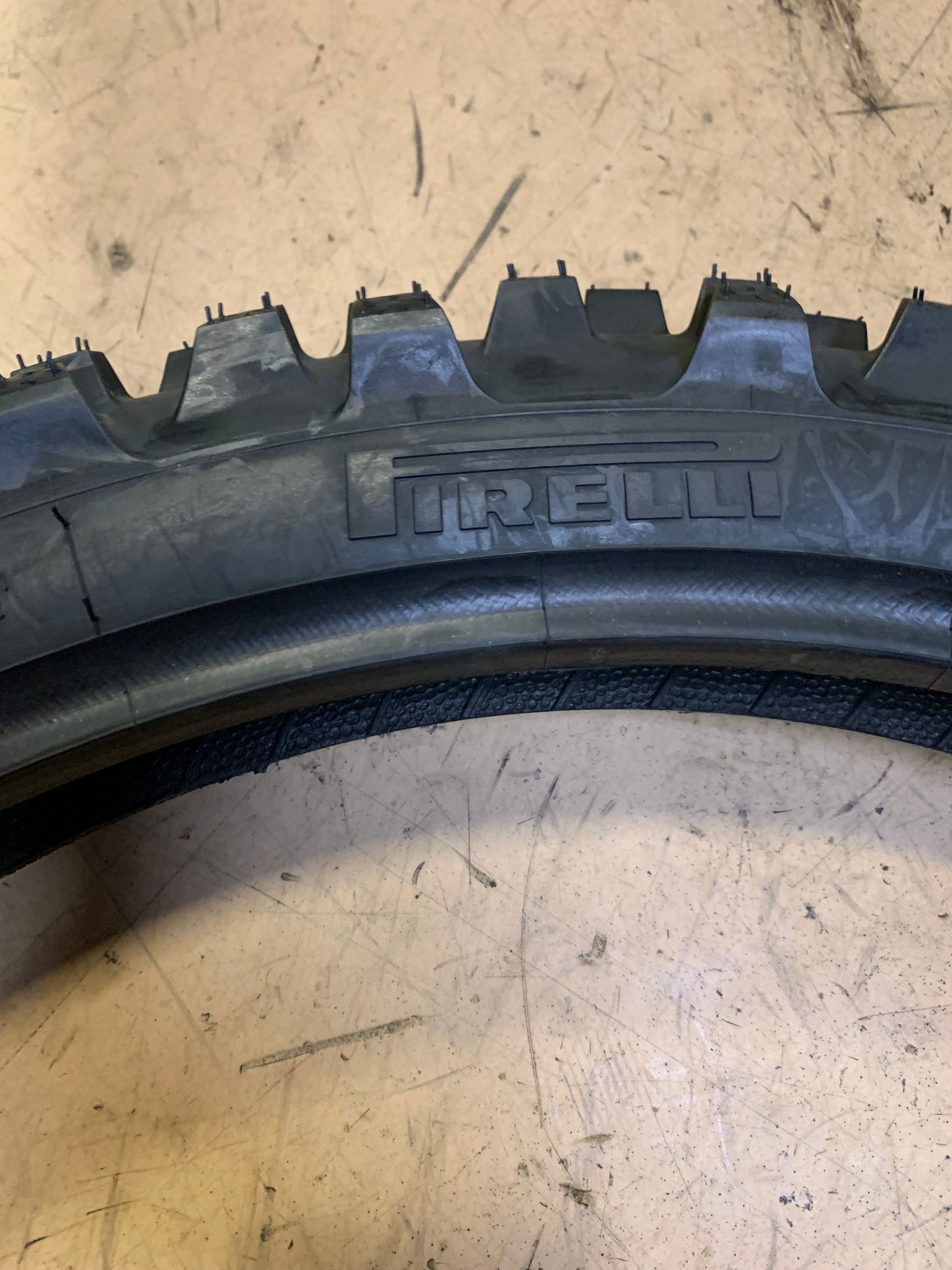 PIRELLI SCORPION MX 32 BSW 80 100 21 51M DIRT BIKE TIRE 2588300