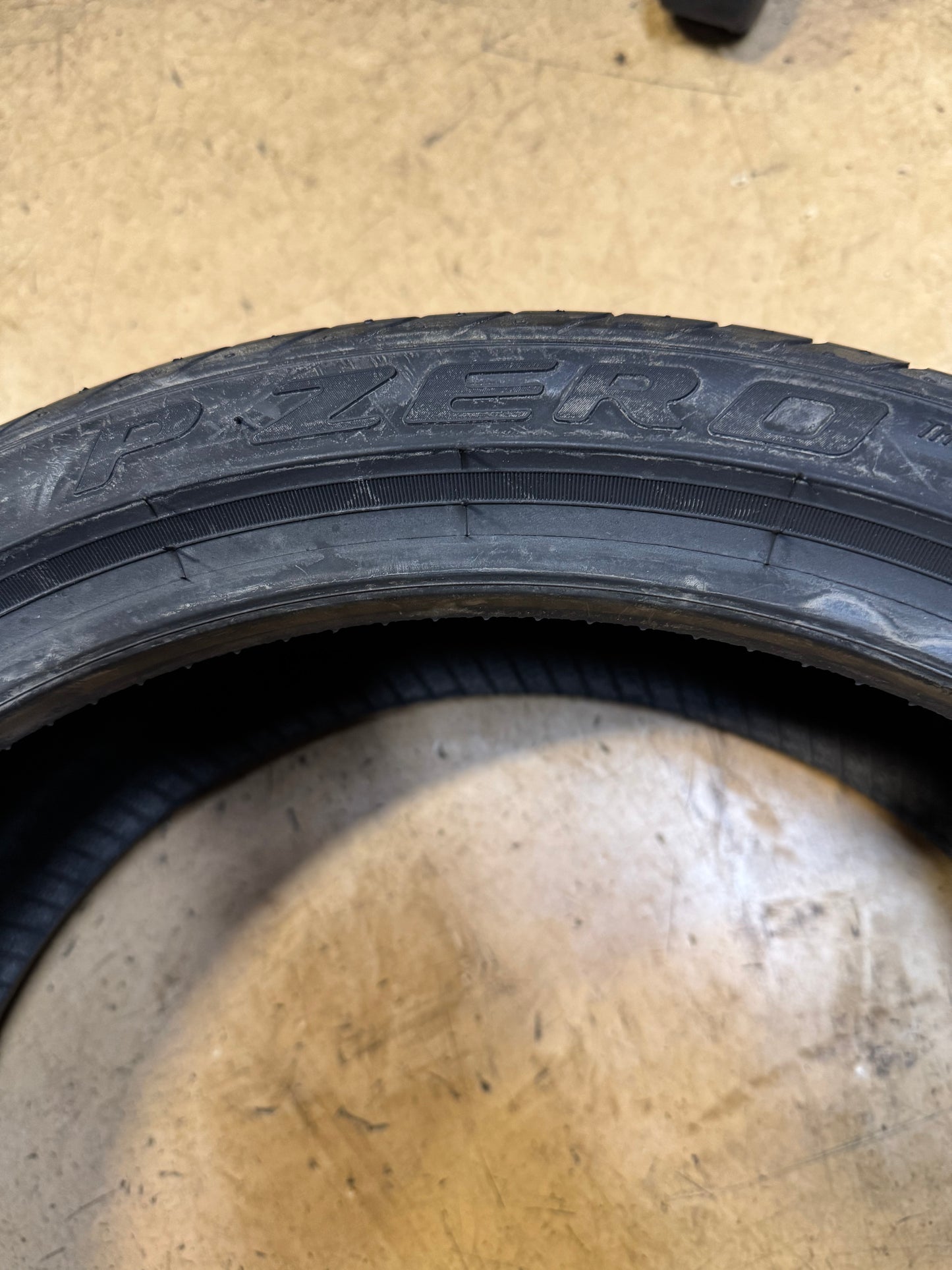 NOS PIRELLI P ZERO (AR) BSW P 205 40 18 86Y XL SUMMER TIRE 2207300