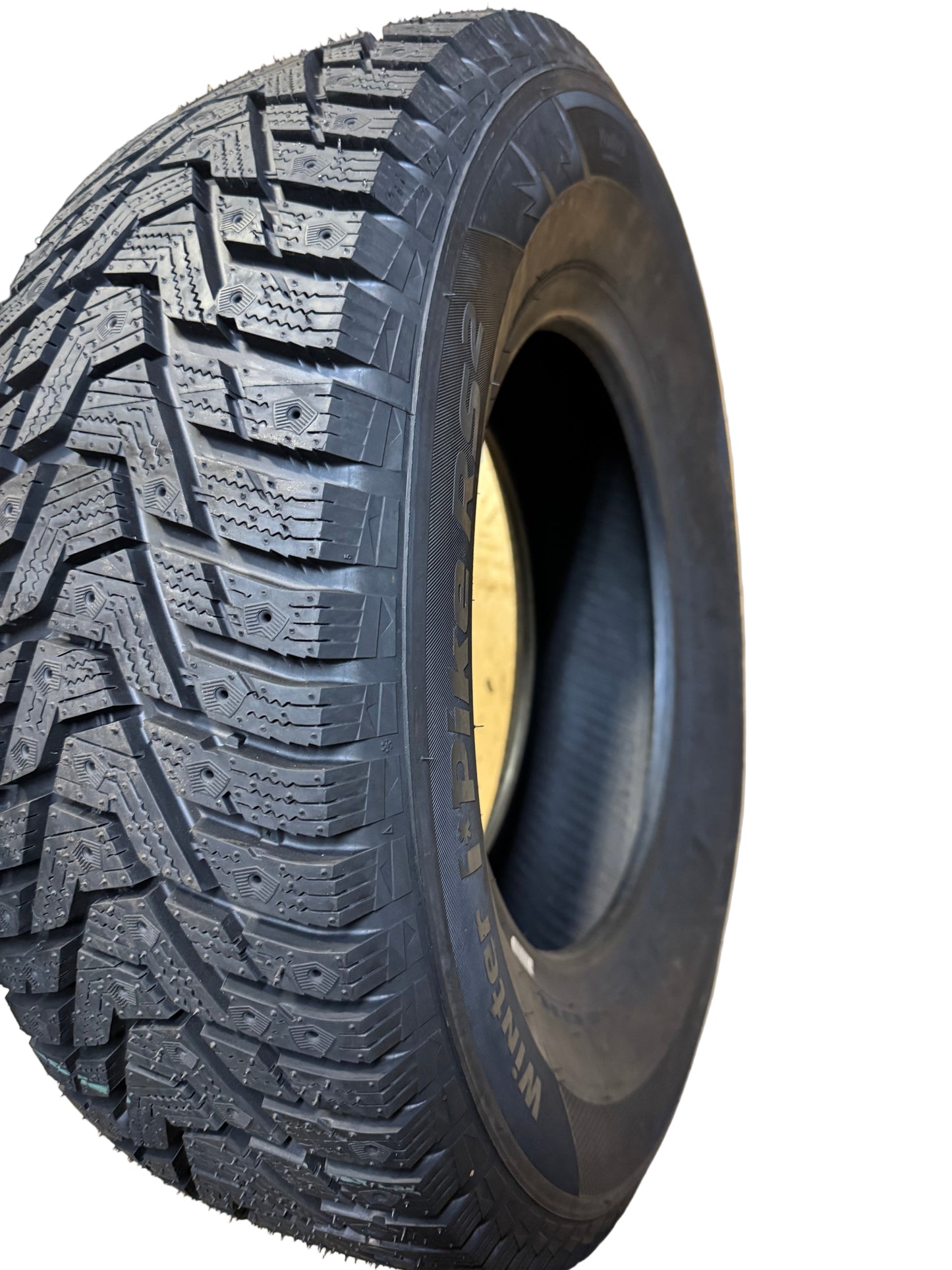HANKOOK WINTER I PIKE RS2 BSW P 215 70 15 98T WINTER TIRE 1028945