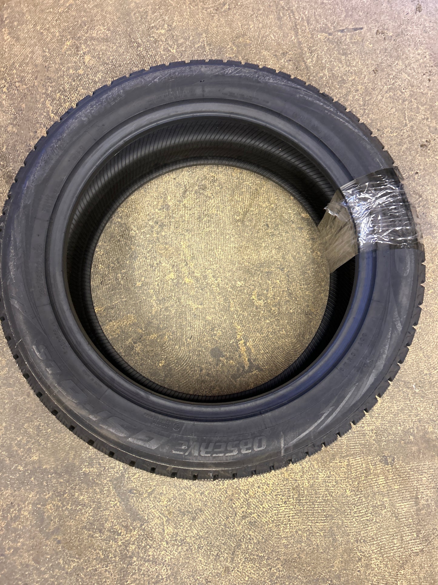 TOYO OBSERVE GSI-6 LS BSW 235 55 20 102H WINTER TIRE 149920