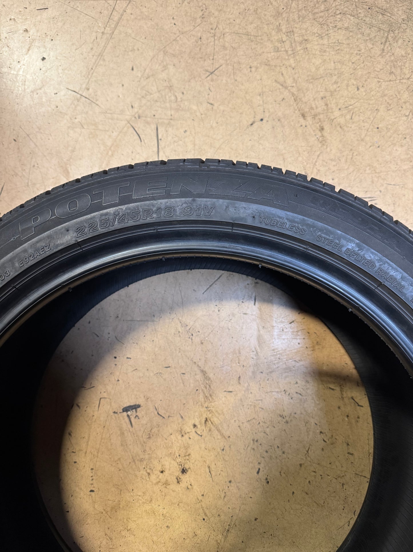 NOS BRIDGESTONE POTENZA RE92A BSW P 225 45 18 91V ALL SEASON TIRE 133136