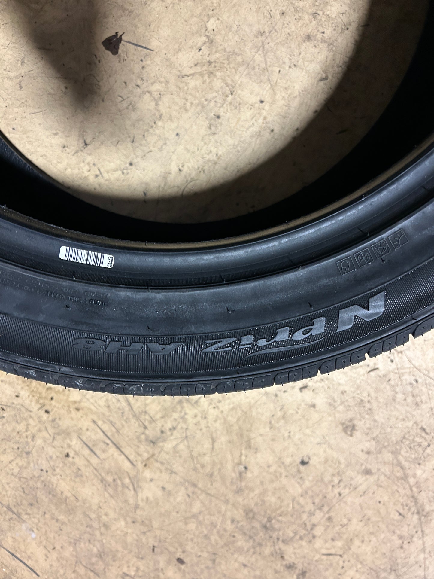 2 NEXEN NPRIZ AH8 BSW P 245 45 18 96H ALL SEASON TIRE 15351NXK