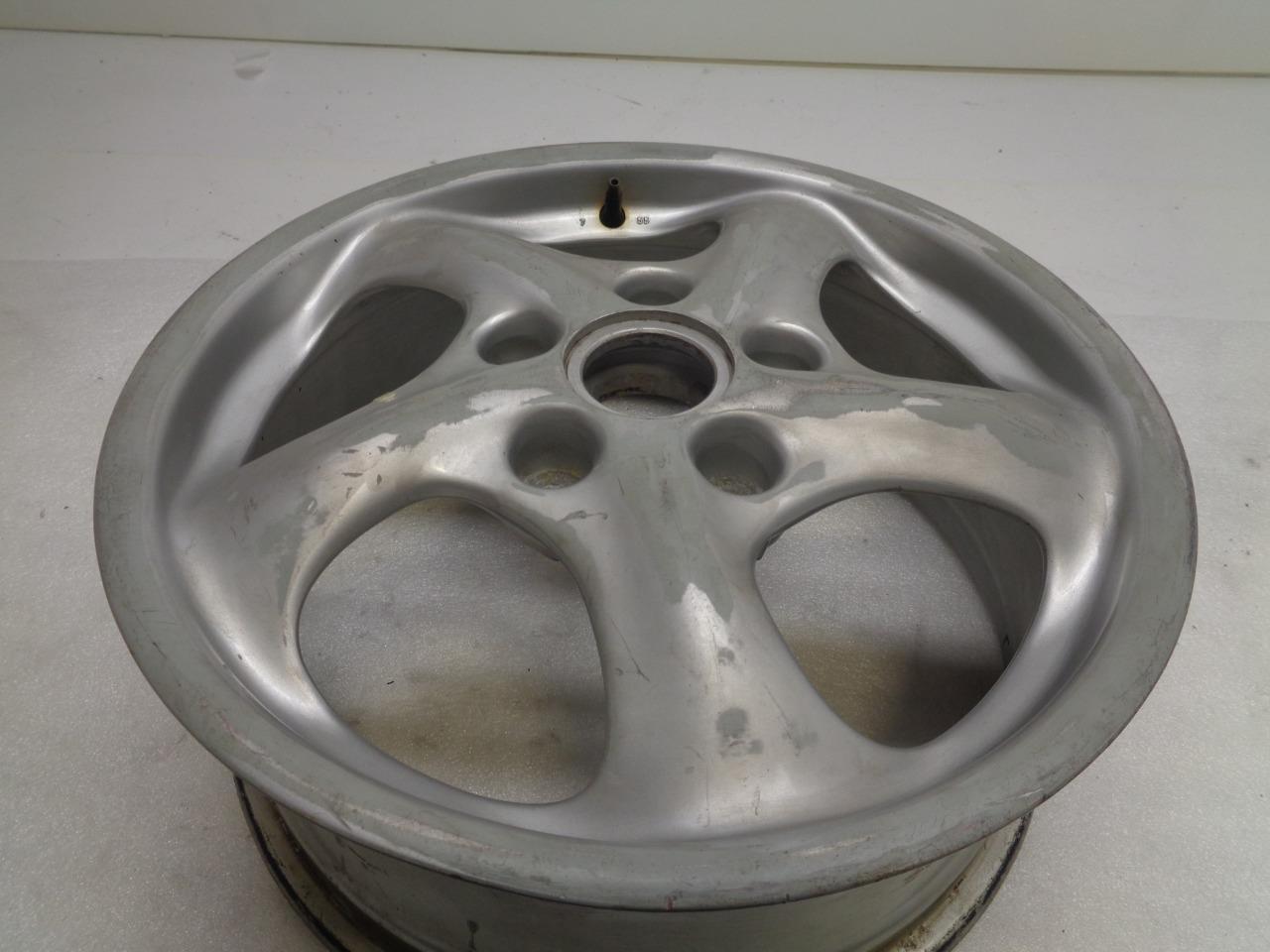 USED DENTED GENUINE CARRERA TURBO TWIST 996 WHEEL 17X7 ET55 996 362 124 00  WR