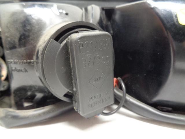 USED GENUINE Porsche 964 Left Tail Light Assembly 964 631 907 03 R25T4