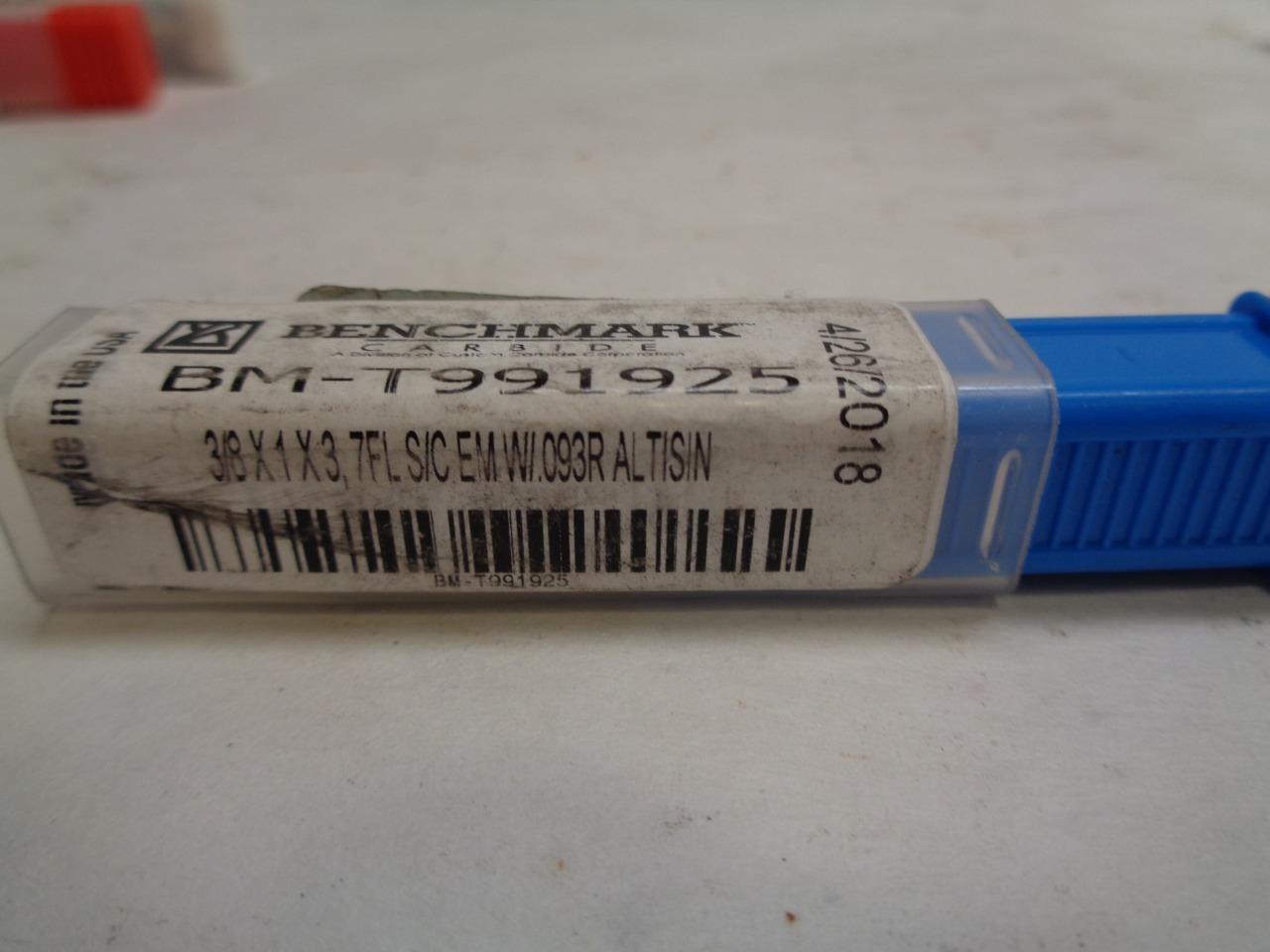 1 NEW BENCHMARK 3/8X1X3,7FL S/C EM W/0.93R ALTISIN BM-T991925 R22T2