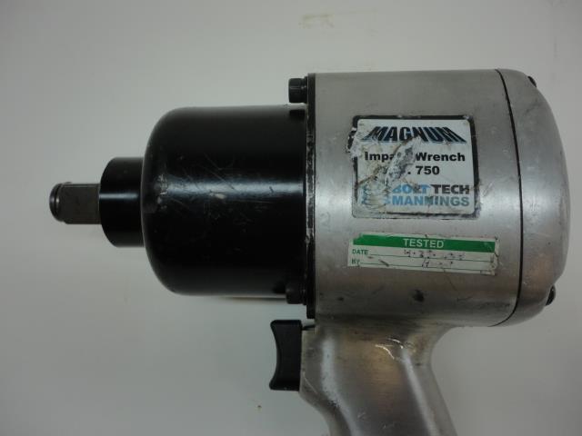 USED BOLTTECH MANNINGS 3/4" IMPACT WRENCH 1,250ft/lb IW750 R27