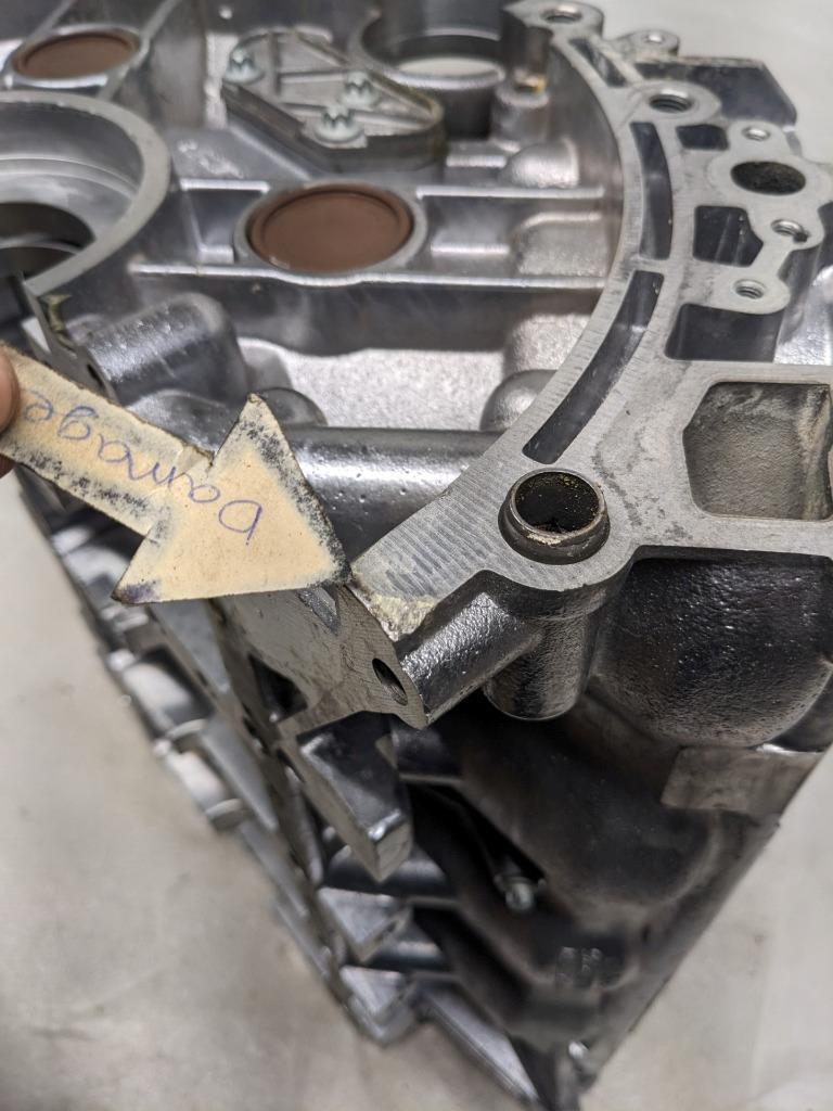 PORSCHE BARE ENGINE CASE FOR 03-10 CAYENNE 9PA 4.5L V8 USED I1