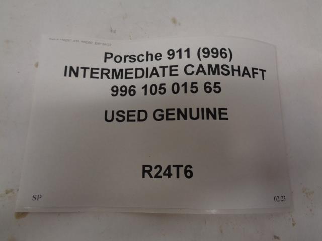 Porsche 911 (996) INTERMEDIATE CAMSHAFT 996 105 015 65 USED GENUINE R24T6