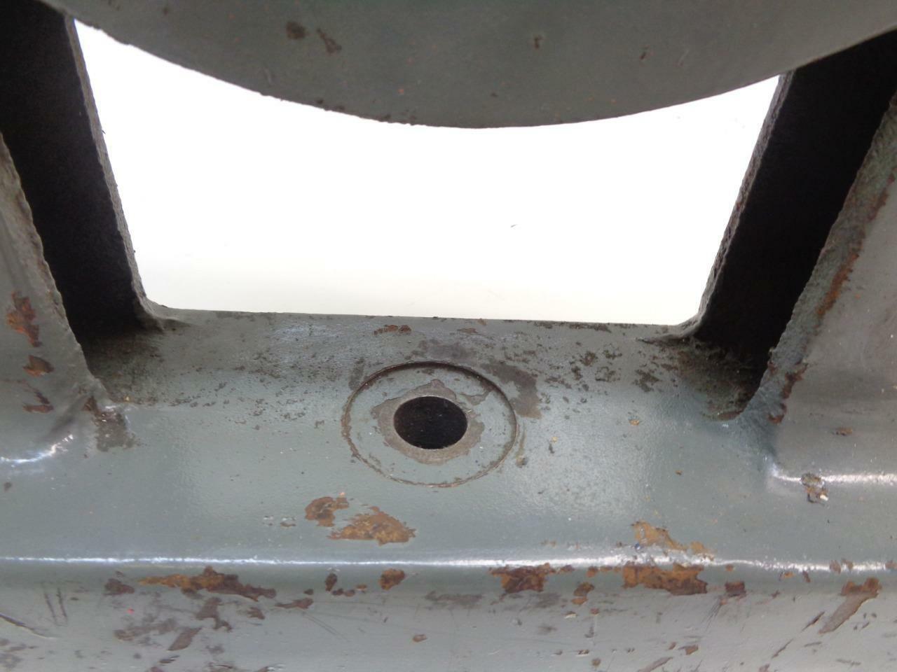 USED LATHE STEADY REST W/ LATHE FOLLOW REST 5" CAPACITY H1