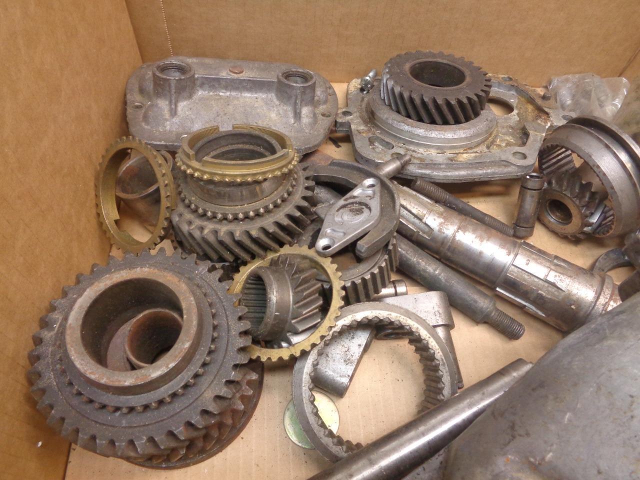 USED FOR PARTS TRANSMISSION CASE, GEARS & PARTS BSRG4