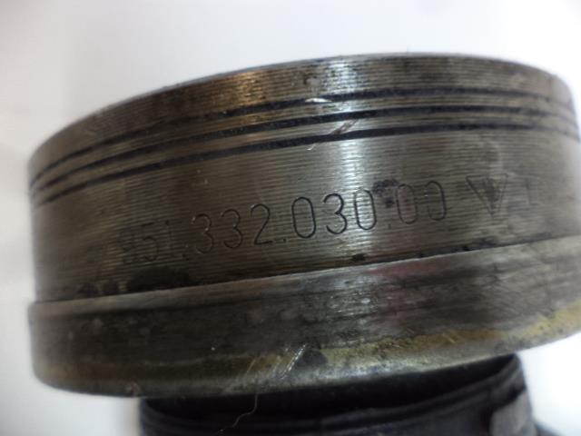 REMAN GENUINE PORSCHE REAR AXLE CV JOINT HALF SHAFT 80K MILES 951 332 030 00 R20