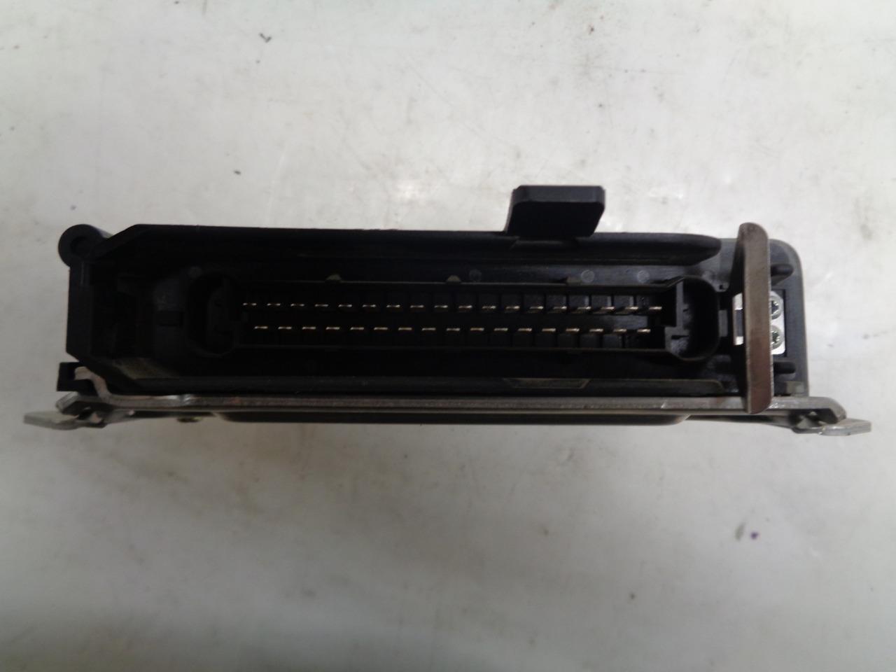 USED BOSCH ENGINE CONTROL UNIT FOR BMW 85-86 524TD 0 281 001 018 R4TD