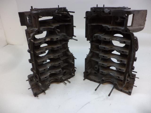 USED PORSCHE 911 ENGINE CASE 901 101 102 7R FITS 1971 6462188 R21
