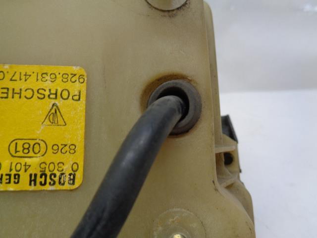USED GENUINE PORSCHE 928 1978-82 RIGHT FOG LIGHT NO LENS 928 631 417 00 R25T4