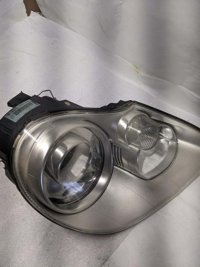 PORSCHE 98307740 VALEO FRONT RIGHT HEADLIGHT HOUSING FOR 03-06 CAYENNE USED R24