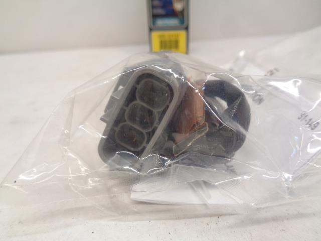 BRAND NEW WALKER INFINITI NISSAN OXYGEN SENSOR 250-23121 R13T4