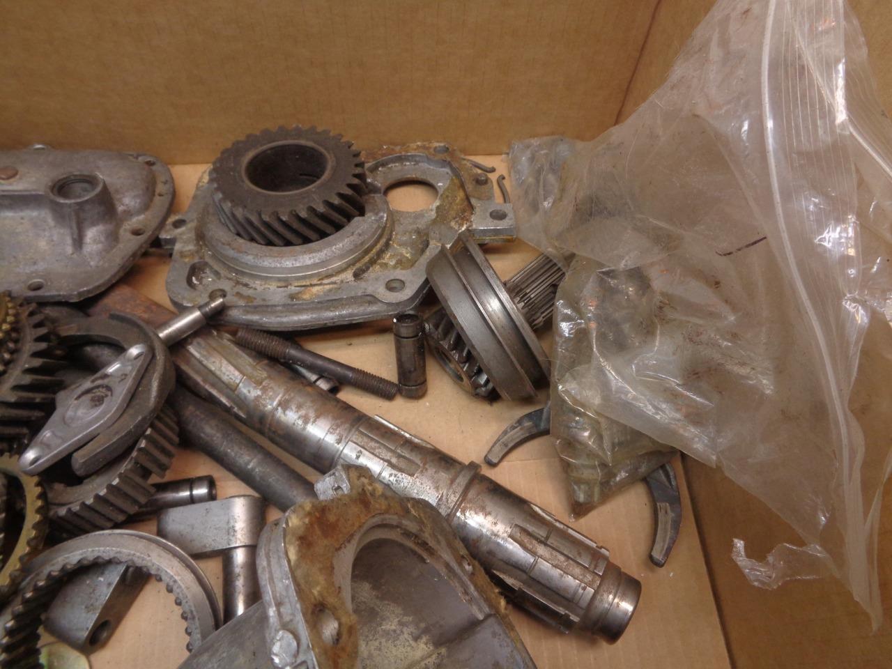 USED FOR PARTS TRANSMISSION CASE, GEARS & PARTS BSRG4