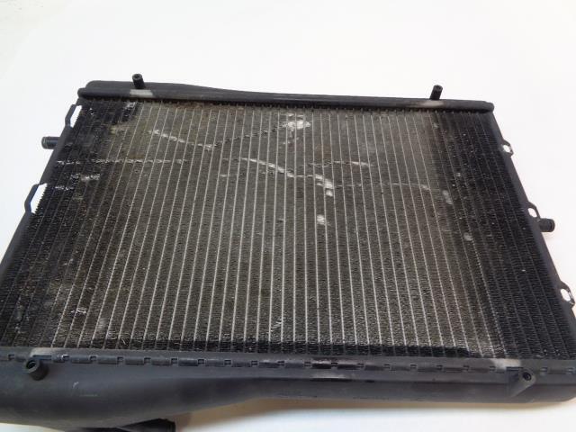 1 USED GENUINE PORSCHE RADIATOR FOR 996 99-05 & 997 05-08 996 106 131 71 R20