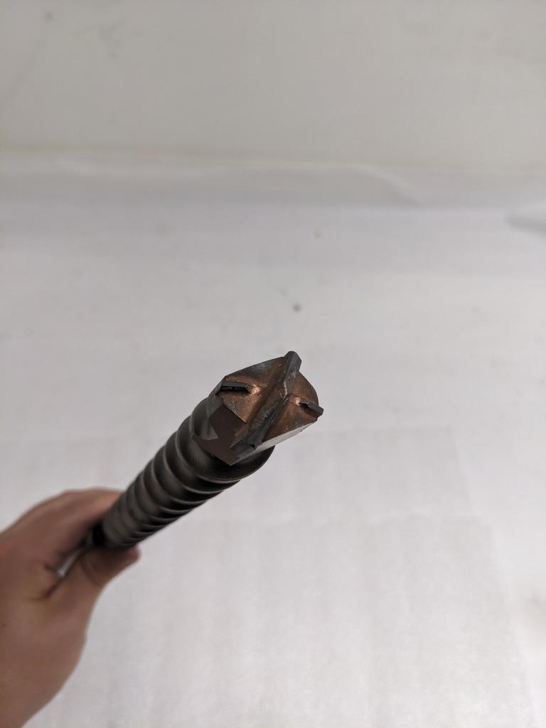 UNBRANDED SDS-MAX CARBIDE TIPPED DRILL 1" X 20-1/2" 4-CUTTER USED D0