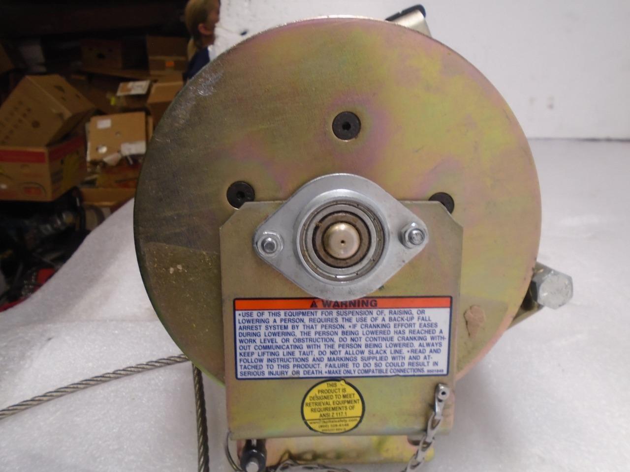 DBI-SALA SALALIFT WINCH 60'x1/4" STAINLESS STEEL ROPE 8101002 NEW H2