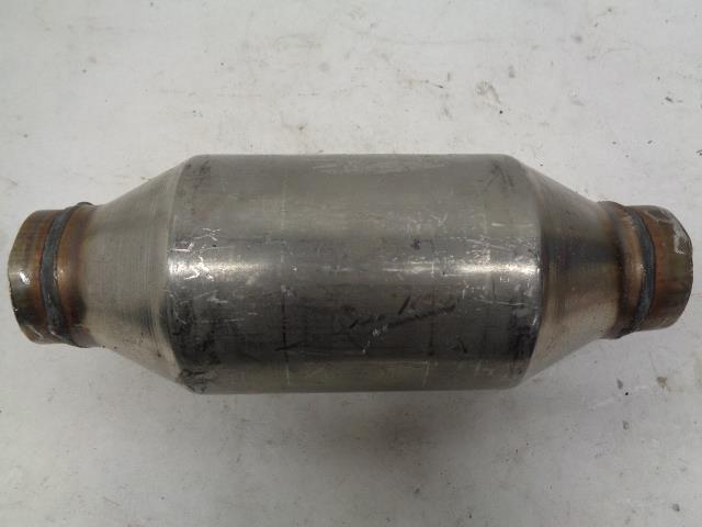 UNKNOWN CATALYTIC CONVERTER N/CE 99000 C318 325000414M R19