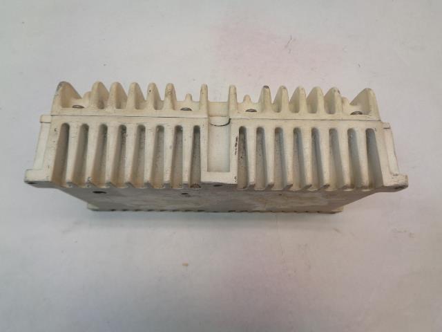 USED MICROWAVE RADIO COMM. EQUIPMENT VANPACK 2GHz FREQ. BAND 1.990-2.500GHz R4